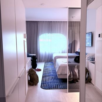 Universal Terra Luna Resort - Bedroom. - Hotels Near Me - Orlando, Florida Universal Terra Luna Resort - Bedroom. - Hotels Near Me - Orlando, Florida