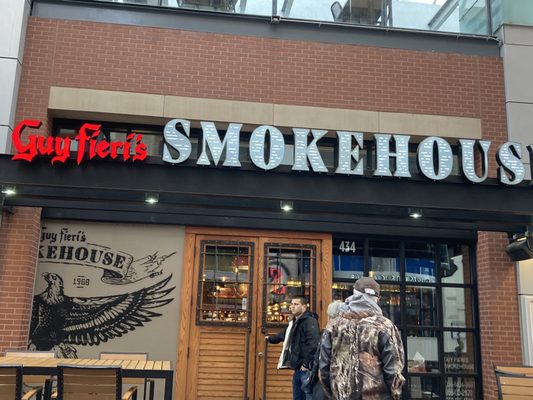 Guy Fieri's Smokehouse by null