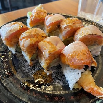 Crazy Rock'N Sushi - GLENDALE ROLL - Sushi Bars Near Me - Glendale, California Crazy Rock'N Sushi - GLENDALE ROLL - Sushi Bars Near Me - Glendale, California