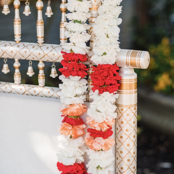 Floral Creations By Nasreen - Wedding Planning Near Me Floral Creations By Nasreen - Wedding Planning Near Me