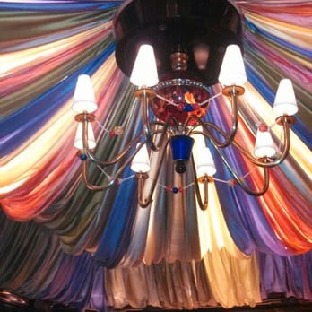 Le Cirque - Dining room. - French Near Me - Las Vegas, Nevada Le Cirque - Dining room. - French Near Me - Las Vegas, Nevada