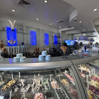 Frost Gelato at the Biltmore - Gelato Near Me - Phoenix, Arizona Frost Gelato at the Biltmore - Gelato Near Me - Phoenix, Arizona