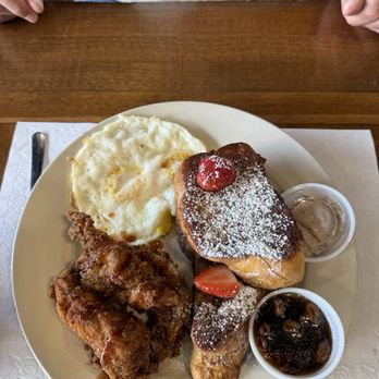 SugarJam The Southern Kitchen - Chicken and Parisian Style French Toast - Breakfast & Brunch Near Me - Scottsdale, Arizona SugarJam The Southern Kitchen - Chicken and Parisian Style French Toast - Breakfast & Brunch Near Me - Scottsdale, Arizona
