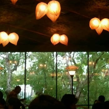 Kona Cafe - Dining room view - Sushi Bars Near Me - Lake Buena Vista, Florida Kona Cafe - Dining room view - Sushi Bars Near Me - Lake Buena Vista, Florida