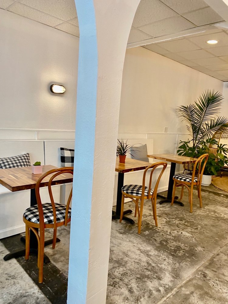 CAKE BAR THE CAFE 32 Photos 252 W Genesee St, Syracuse, NY