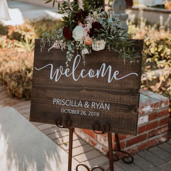 HCD Weddings & Events - Photo by D. Lillian Photography - Wedding Planning Near Me HCD Weddings & Events - Photo by D. Lillian Photography - Wedding Planning Near Me