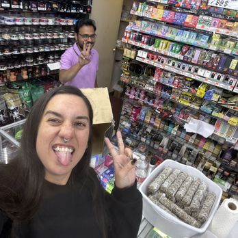 JERRY'S SMOKE SHOP - Updated June 2026 - 41 Photos - 2625 East Tropicana  Ave, Las Vegas, Nevada - Tobacco Shops - Phone Number