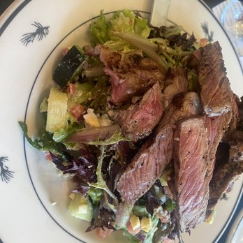Canyon River Grill - Steak salad - New American Near Me - Ellensburg, Washington