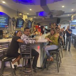 El Rinconcito Bar & Grill - Bar and karaoke!