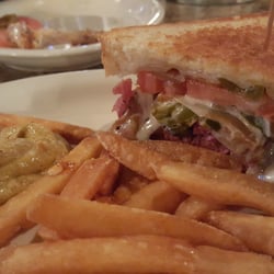 Wayne's Grill - Reuben