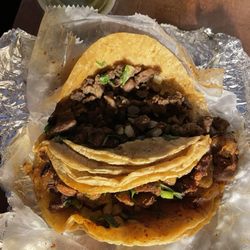 Taquiera La Lomita