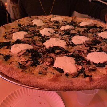 Home Slice Pizza - white pizza with spinach, mushroom, ricotta - Pizza Near Me - Houston, Texas