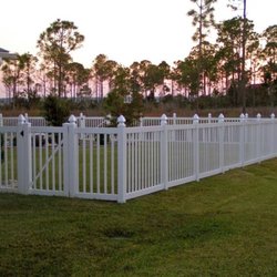 Signature Decks and Fences - Vinyl Fence