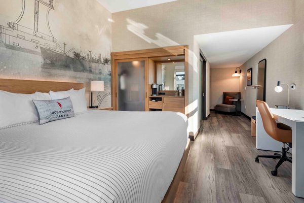 Cambria Hotel Portland Downtown Old Port by null