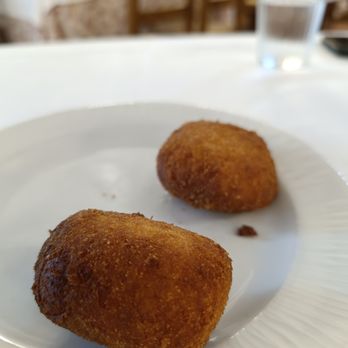 La Chimenea - Croquetas de chorizo y de cebolla - Steakhouses Near Me - Guadarrama, M