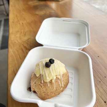 Green Joe Coffee - Orange scone - Coffee & Tea Near Me - Schaumburg, Illinois
