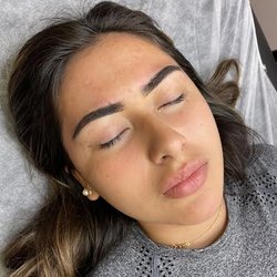 Coe Cosmetics - Powder brows