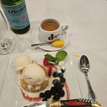 Piccola Osteria - Crostata di More and berries, vanilla ice cream, Espresso Doppio - Italian Near Me - Santa Clarita, California Piccola Osteria - Crostata di More and berries, vanilla ice cream, Espresso Doppio - Italian Near Me - Santa Clarita, California