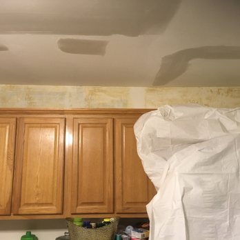Alvarez Flooring - Drywall repair in progress - Flooring Near Me - Lexington, Kentucky
