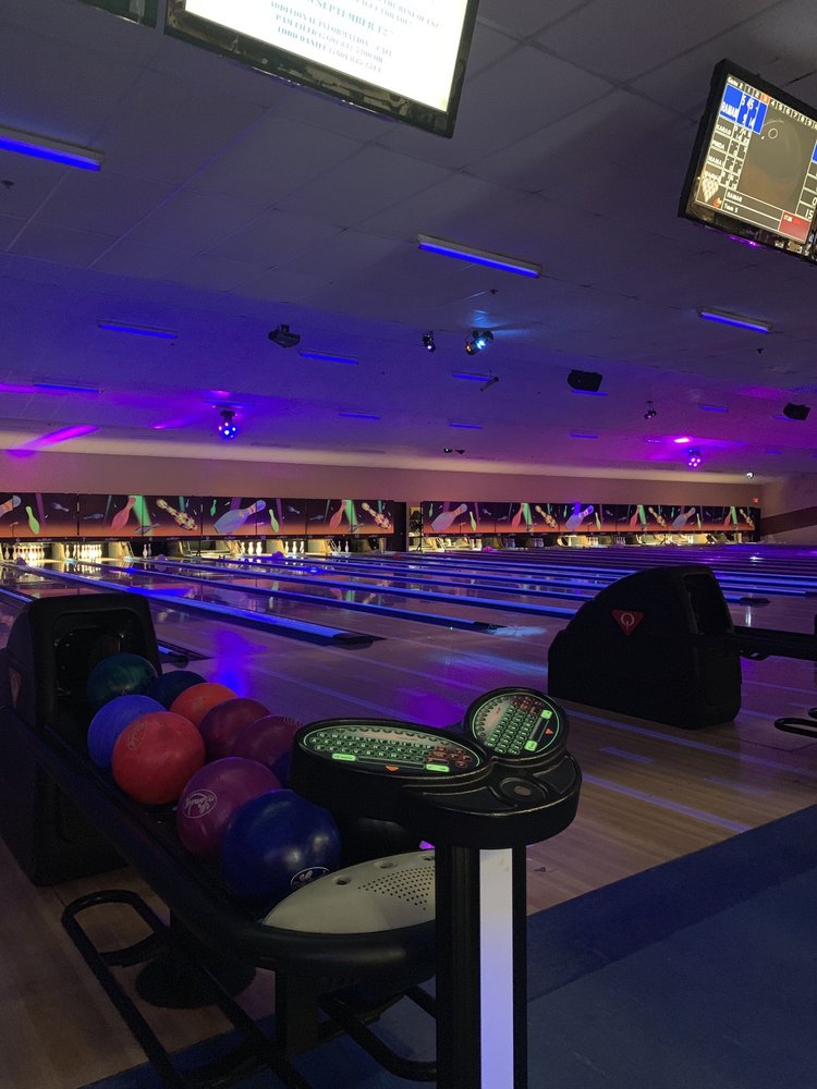 FANTASY LANES BOWLING CENTER 41 Photos & 47 Reviews 84245 Indio