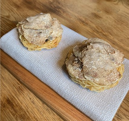 Restaurant Brace by null