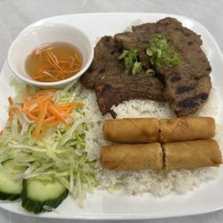 Pho Hoan Palace - Pork chop and spring roll with rice