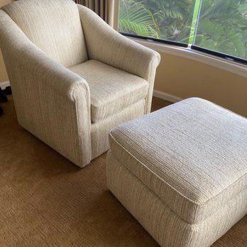 Bob Arkus Custom Upholstery - Furniture Reupholstery Near Me - Honolulu, Hawaii Bob Arkus Custom Upholstery - Furniture Reupholstery Near Me - Honolulu, Hawaii