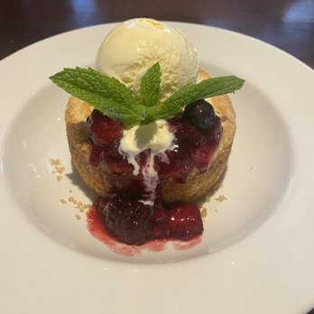 Nick's On 2nd - Warm Butter Cake - New American Near Me - Long Beach, California Nick's On 2nd - Warm Butter Cake - New American Near Me - Long Beach, California