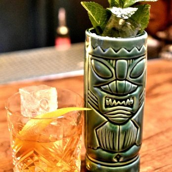LoPan - Cocktail Bars Near Me - Toronto, Ontario
