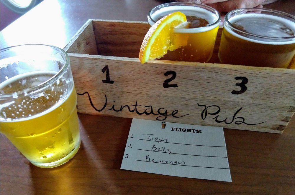 THE VINTAGE PUB 6344 Merchants St, Askov, Minnesota Pizza