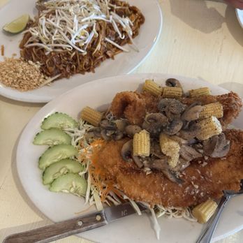 Thai Cottage - Bellaire - GARLIC FISH FILET PAD THAI - Thai Near Me - Bellaire, Texas Thai Cottage - Bellaire - GARLIC FISH FILET PAD THAI - Thai Near Me - Bellaire, Texas