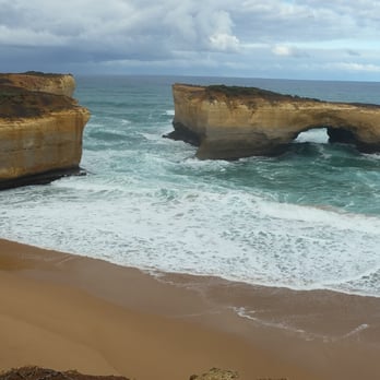 London Bridge - Landmarks & Historical Buildings Near Me - Port Campbell, VIC