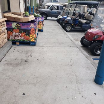 Vons - Grocery Near Me - Avalon, California