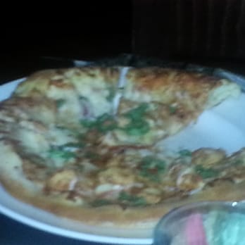 Yard House - Chicken pizza - New American Near Me - Brea, California Yard House - Chicken pizza - New American Near Me - Brea, California
