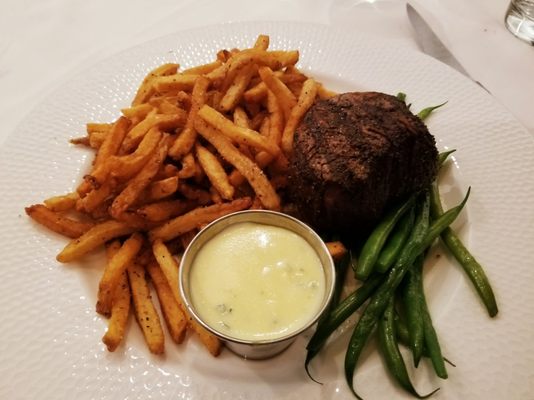 Biff's Bistro by null