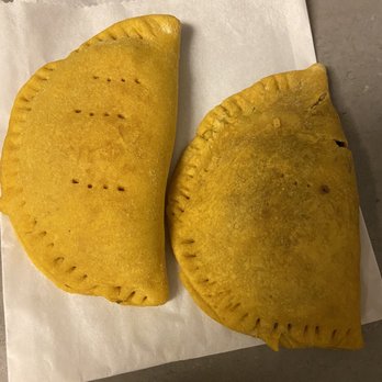 Healthfull Essence - Callaloo Patty - Caribbean Near Me - Atlanta, Georgia