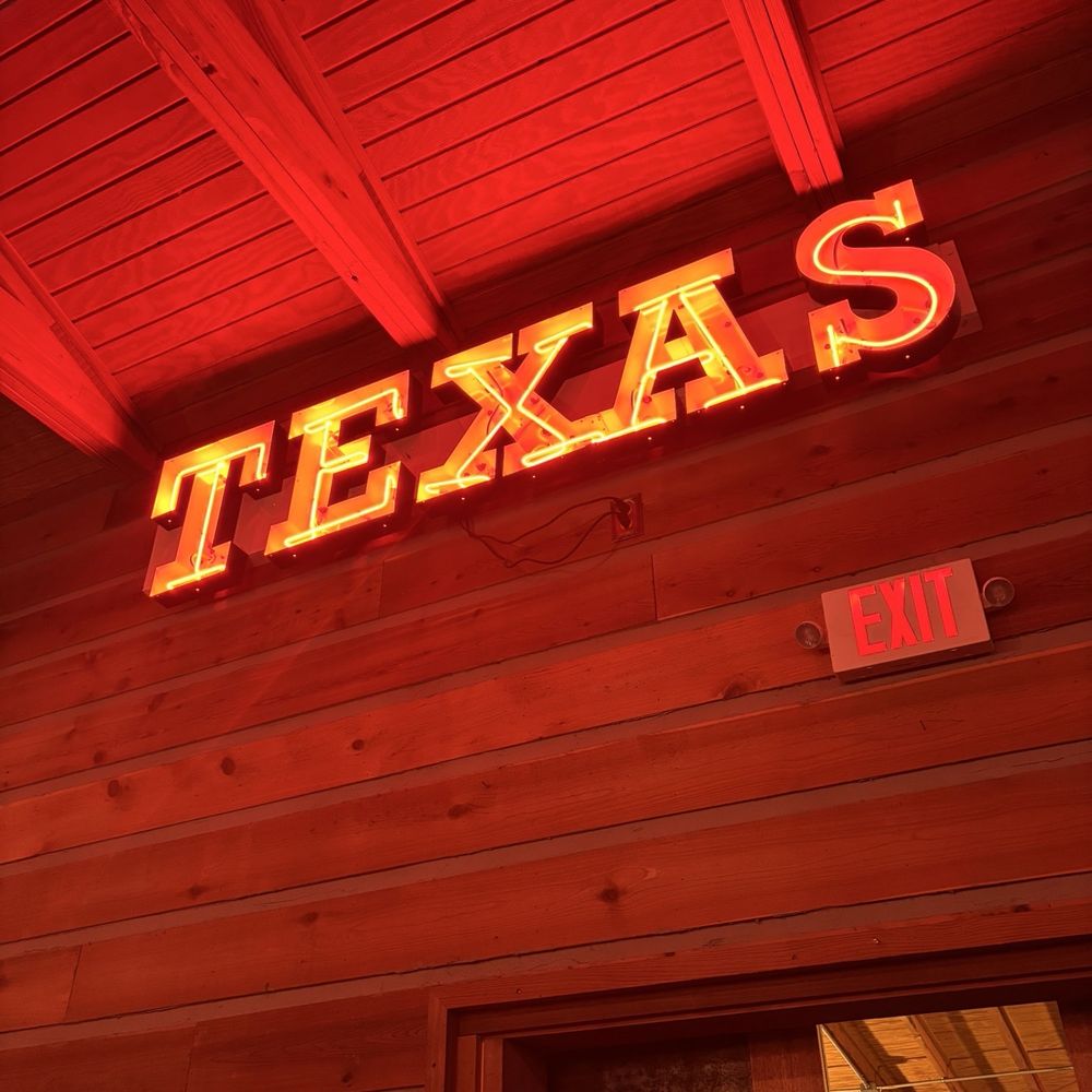 Hutchins BBQ - Inside - Barbeque Near Me - McKinney, Texas Hutchins BBQ - Inside - Barbeque Near Me - McKinney, Texas
