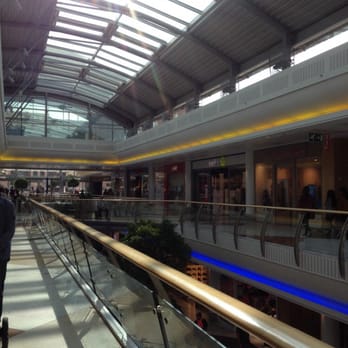 L'Esplanade - Shopping Centers Near Me - Louvain-la-Neuve, WBR