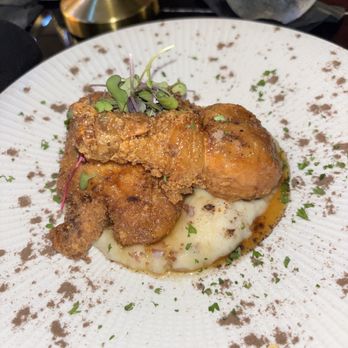 Confessions - Honey Truffle Chicken & Mashed Potatoes - New American Near Me - Houston, Texas