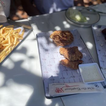 Truly Pizza - Chicken wings, plain and harissa - Pizza Near Me - Laguna Beach, California Truly Pizza - Chicken wings, plain and harissa - Pizza Near Me - Laguna Beach, California