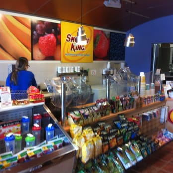 Smoothie King - a woman behind the counter - Juice Bars & Smoothies Near Me - Cleveland, Tennessee Smoothie King - a woman behind the counter - Juice Bars & Smoothies Near Me - Cleveland, Tennessee
