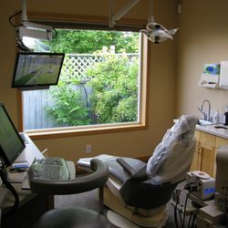 Steven E Anderson, DDS
