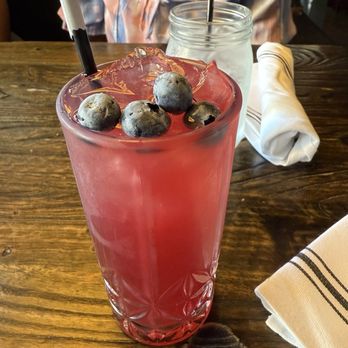 Blvd Bistro - 116th - American Near Me - New York, New York