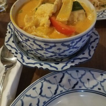 Thai Thai Orchidee - Yellow curry chicken, yum! - Thai Near Me - Ramstein-Miesenbach, RP