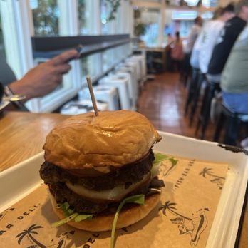 Fish Bar Deli - Double burger - Seafood Markets Near Me - Kapaa, Hawaii