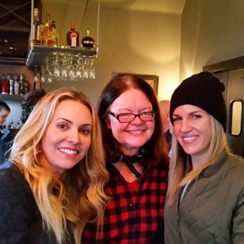 Grounds Restaurant - Was seated at the communal table...Great way to make friends with the locals! - New American Near Me - Murphys, California