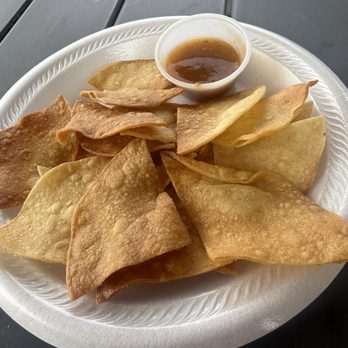 Sandra’s Mexican Food - Chips & salsa - Food Trucks Near Me - Baker, Nevada