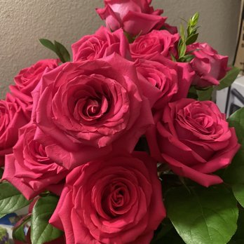 Wes' Flowers - Florists Near Me - Temecula, California Wes' Flowers - Florists Near Me - Temecula, California