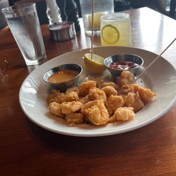 J. Alexander's Restaurant - New American Near Me - Nashville, Tennessee