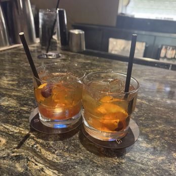 Stetsons Modern Steak + Sushi - Sushi Bars Near Me - Chicago, Illinois
